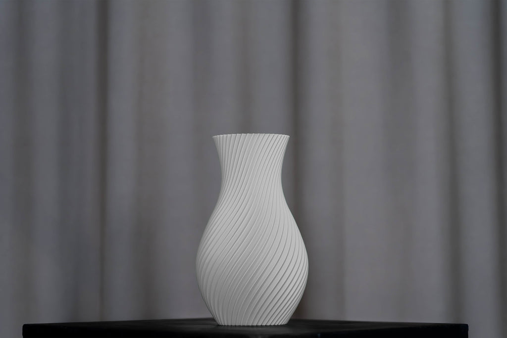 TWISORA Vase