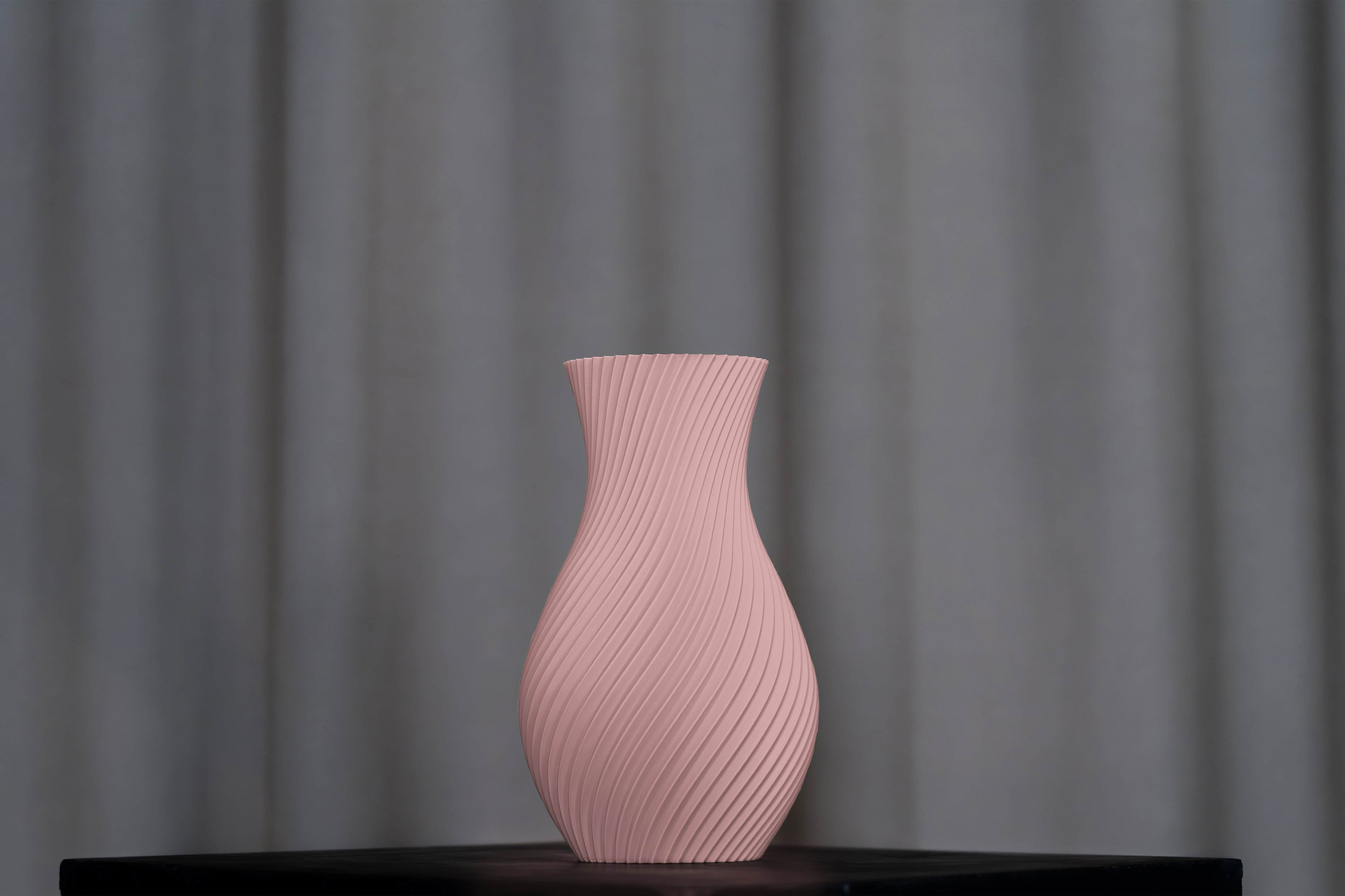 TWISORA Vase