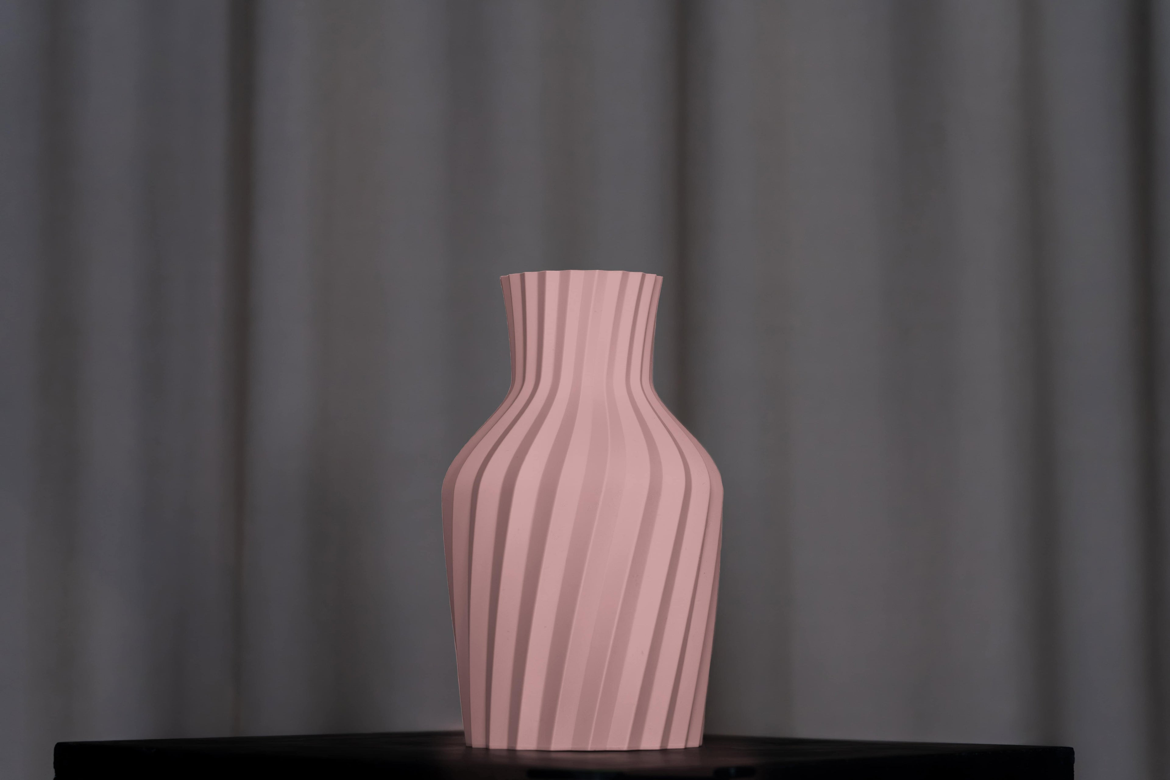 VIALORA Vase